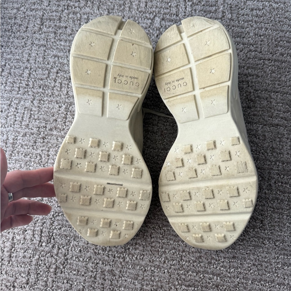 Gucci Rython Cream Sneakers - Picture 6 of 6